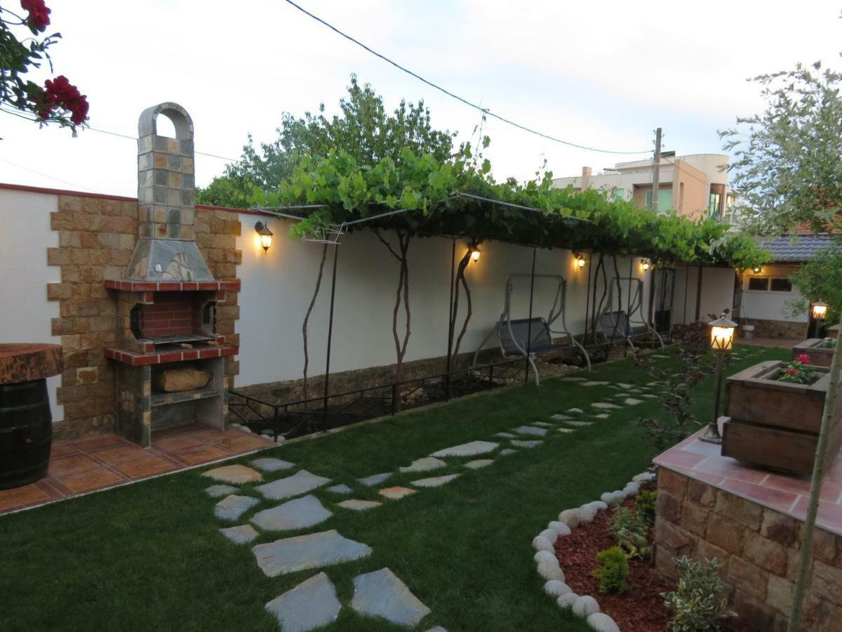 Aurora Guest House Златни пясъци Екстериор снимка