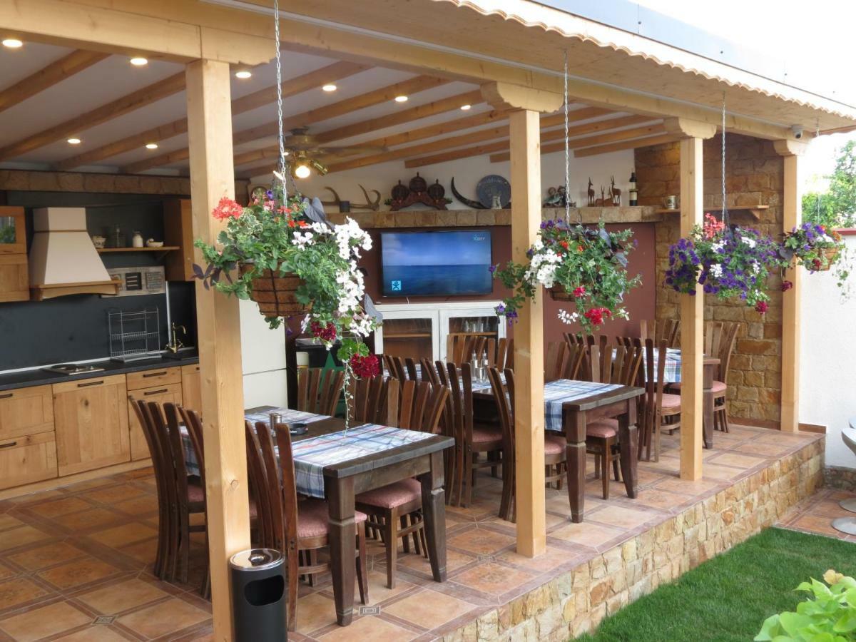 Aurora Guest House Златни пясъци Екстериор снимка