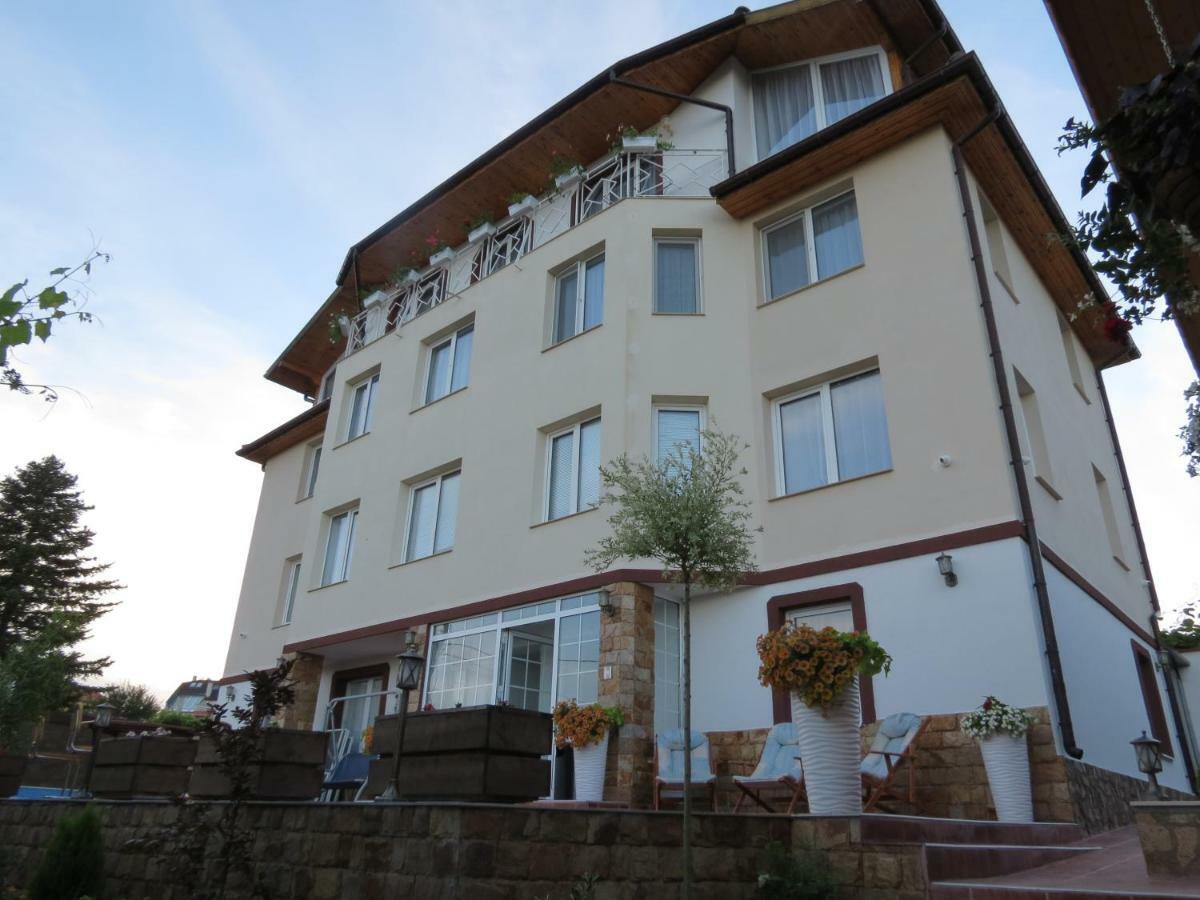 Aurora Guest House Златни пясъци Екстериор снимка